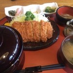 Miyoshi - ロースカツ定食(大盛)【料理】 