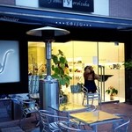 トシ・ヨロイヅカ - 