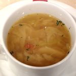 ハンバーグ ウィル - 桜えびとヒメキャベツのスープ