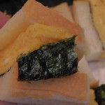 Sabou Yamadaya - 出汁巻きたまごサンドイッチ（側面）