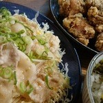 博多屋台 九一麺 つきみ野店 - 高菜ご飯、豚しゃぶサラダ、唐揚げ