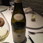 Point - 白ワインボトル