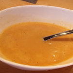 森のソーセージレストラン ベルツ - このドレッシングがまたええねん！