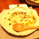 和料理いときん - ホタテとあわび茸のグラタン