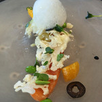 ビズ 神楽坂 - ランチ前菜、ノルウェー産のサーモンマリネ。