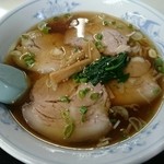 中華飯店三陽 - チャーシューメン アップ