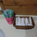 八丁ノ湯 - 歯ブラシとひげ剃り