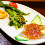 よねさん - おつまみ盛り合わせ
      ホタルイカ、菜の花、アスパラ、ホタテ