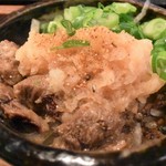 法善寺横丁 やき然 - 牛すじポン酢は美味しい～