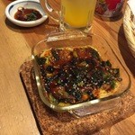 千匹屋 立ち飲み屋 - ニラダレ玉子