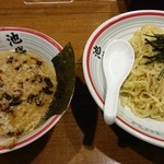 一新つけ麺　780円