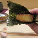 日本橋蛎殻町 すぎた - 帆立の海苔巻