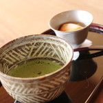 旅のつかれはお抹茶と吟醸プリンで
