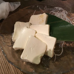 八百屋バル - クリームチーズの味噌漬け