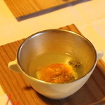 望洋樓 - 先付けのウニと蒸アワビ　おだしの味が程よいです