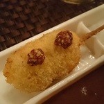 ワインと串揚げ こぱん - あぐー豚のフィレ肉。