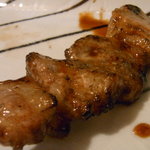 もつ焼き じんちゃん - （カシラの）アブラ