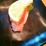 スシロー 仙台中山店 - 大トロ一貫