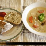 ロラソ - 自家製ランチにアントワンヌ