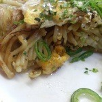 Hiroshima Okonomiyaki Teppanyaki Shouchan - ・肉玉そば(塩)　断層