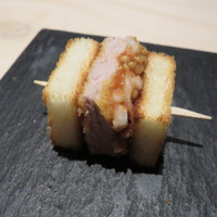 中目黒いぐち 上ル - ひとくちカツサンド2