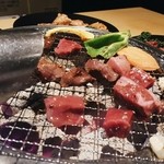 和牛が旨い個室焼肉 楽月 - 