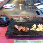 Teppanyaki Naniwa - お肉は80グラム