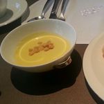 ピャチェーレ - ビュッフェのスープも濃厚