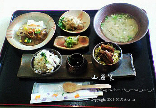 備前焼の窯元 山麓窯 備前片上 カレー その他 食べログ