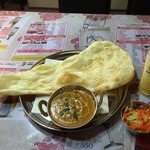 New Namaste Himal - 201603  ﾋﾏｰﾙ ★1種類ｶﾚｰﾗﾝﾁ（ﾁｷﾝ・激辛・ﾏﾝｺﾞｰﾗｯｼｰ）（850円）★チキンカレー