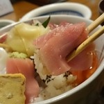 奈加野 - 海鮮丼900円