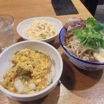 グリーンパッタイ - 「本日の日替わり2種セット」（950円）