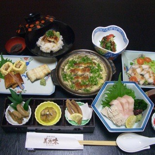 美魚味コース 写真は岡山名物天然青うなぎコースです 美魚味 みなみ 新西大寺町筋 魚介料理 海鮮料理 食べログ