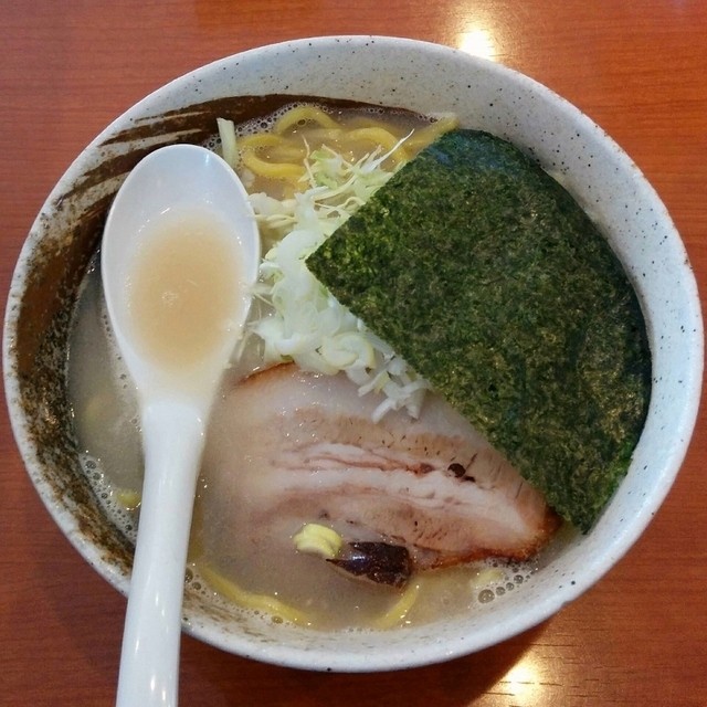 らーめん豚や 恵庭店>