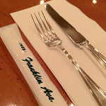 フランクリン・アベニュー - ナイフ、フォークも良い感じ。