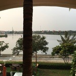 Lanterns - 2Fからはトゥボン川が見渡せます。