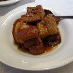 欣葉 - 欣葉名物 豚バラ肉の柔らか煮（1份 160元）