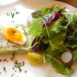 ル・シズィエム・サンス・ドゥ・オエノン カフェ・バー - ランチ前菜  05/2008