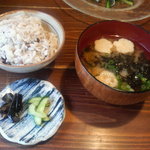 ごはんや楓屋 - ご飯味噌汁