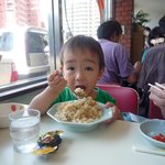 ひろせ食堂 - 食欲旺盛な5歳