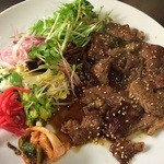 肉鍋おおさわ - 焼肉ミックス定食 880円 スープ付き