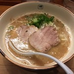 麺や輝 - ラーメン(680円)