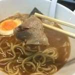 大阪大勝軒 - ラーメン(680円)チャーシューリフト