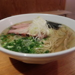 らぁめん 喜乃壺 - 煮干蕎麦（塩・細細）　　　￥750