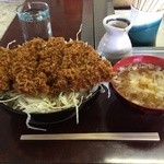 山ノ神焼肉店 - ソースは後掛けです！