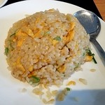 中華料理 ハルビン飯店 - 半炒飯