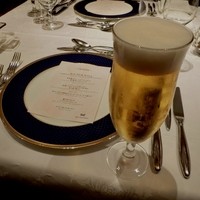 デュオ フルシェット - 生ビール　1150円（税・サービス込み）]
                