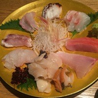 魚牛 - 刺身盛り2人前