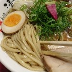 和 dining 清乃 - 塩と同じく平打ち麺がよく合う