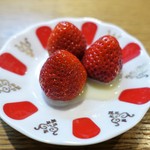 中国菜 火ノ鳥 - 苺と練乳